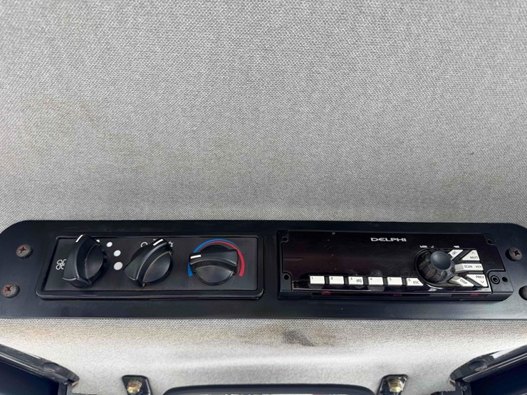 case-850m-wt-image-26