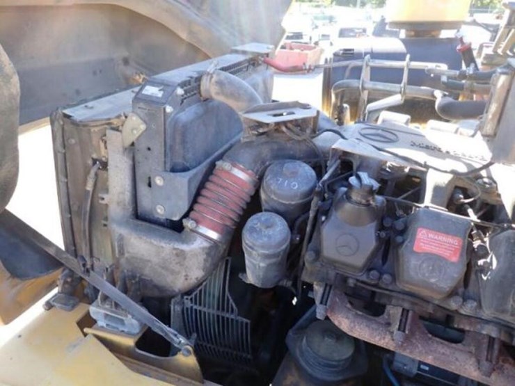 2011-deere-350d-ii-image-24