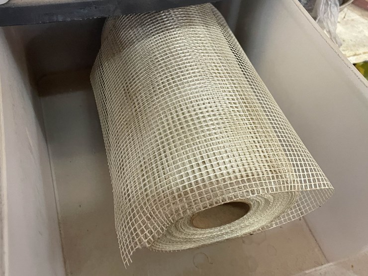 #9225-•-shelf-contents-of-left-side-image-11