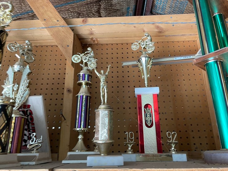 #9255-•-trophies-shelf-image-6