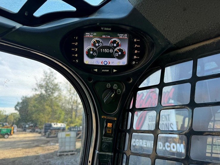 2018-bobcat-t550-image-25