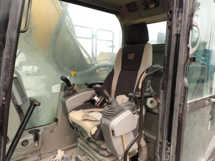 2015-caterpillar-336el-image-17