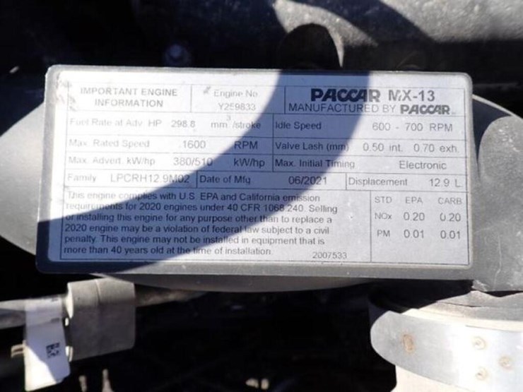 2021-kenworth-t880-image-31