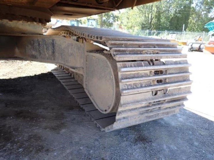 2014-deere-350g-lc-image-50