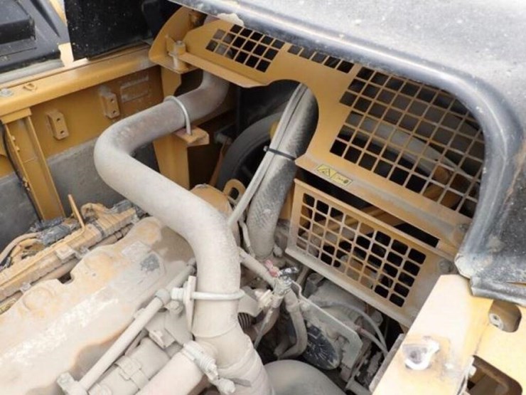 2015-caterpillar-336el-image-77