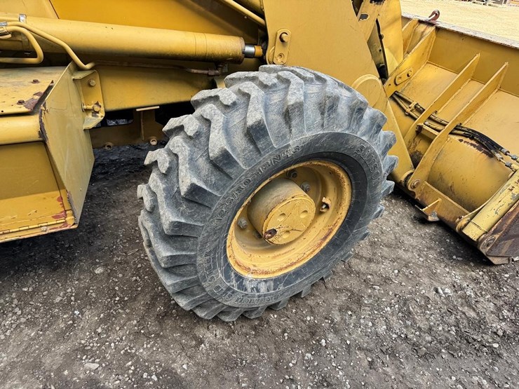 caterpillar-420d-image-20