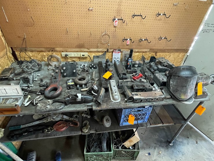#9234-•-workbench-table-image-6