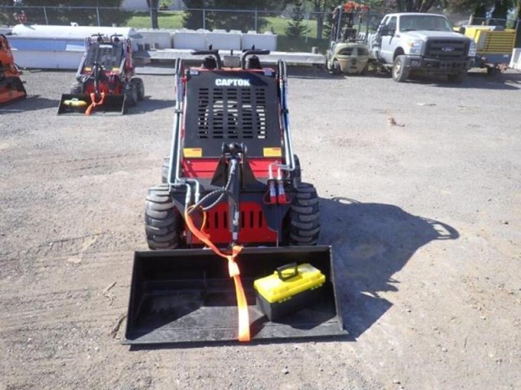 unused-2026-captok-skid-steer-loader-323tz260809-image-2