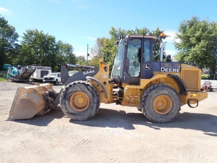 2015-deere-544k-image-8