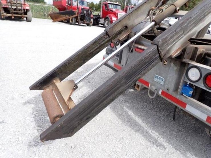 2023-ford-f650-image-70