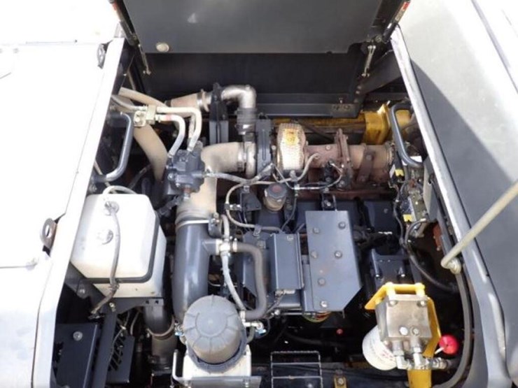 2020-komatsu-pc490-lc-11-image-75