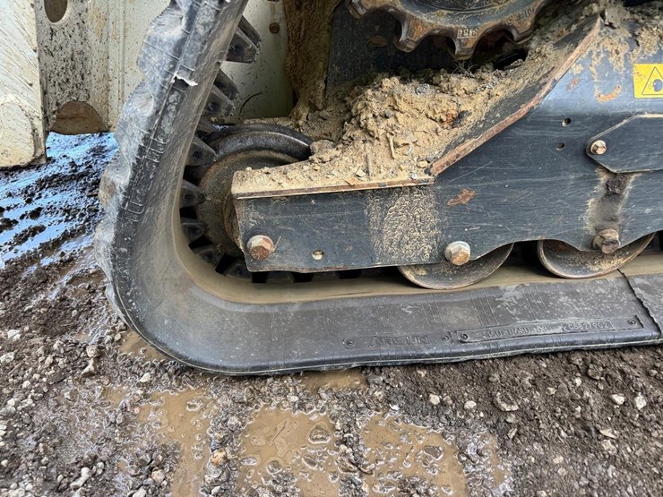 2024-bobcat-t76-image-20