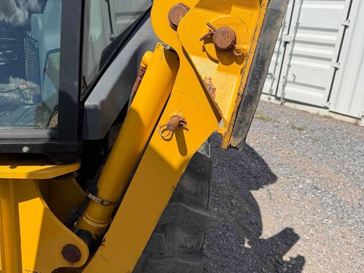 deere-310g-image-17