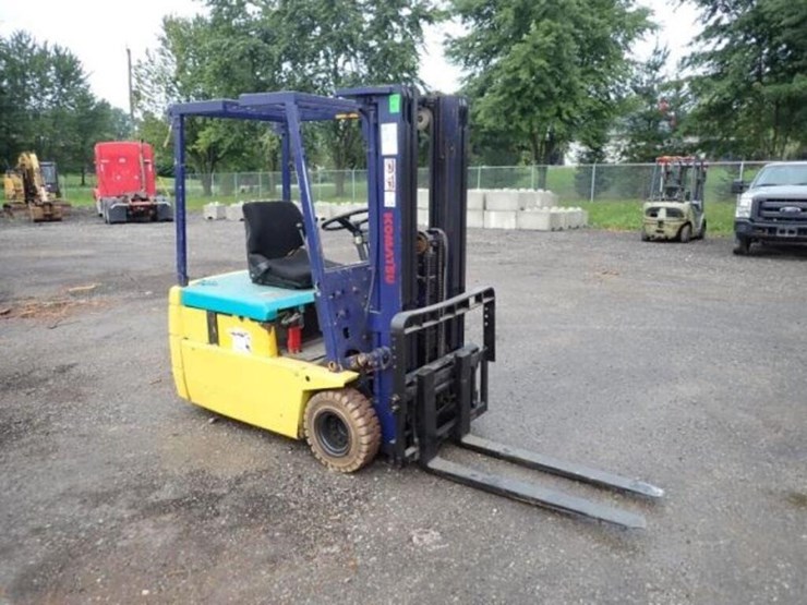 komatsu-fb15m-2-image-2