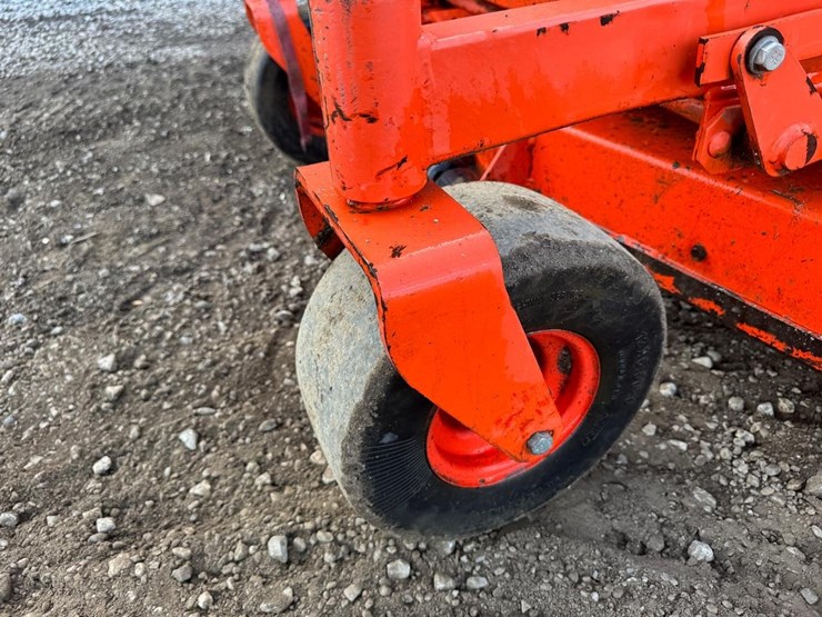 kubota-z725kh-image-10