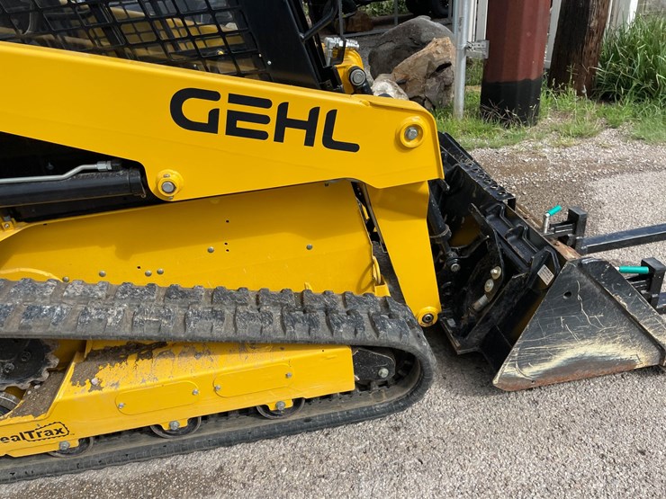 gehl-rt105-image-11