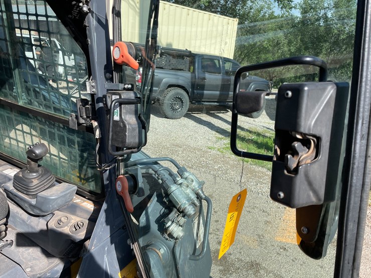 #9151-•-skidsteer-image-21