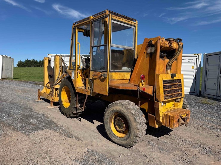 jcb-520m-image-3