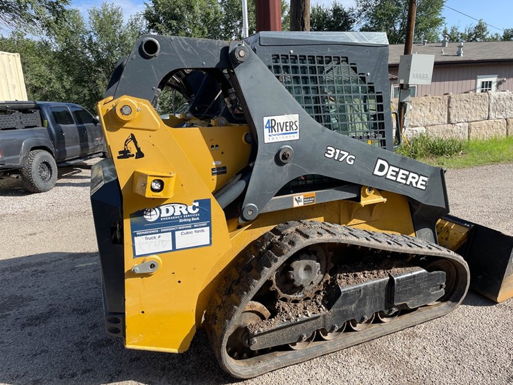 #9151-•-skidsteer-image-16
