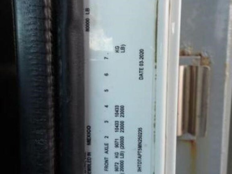 2021-international-hx620-image-10