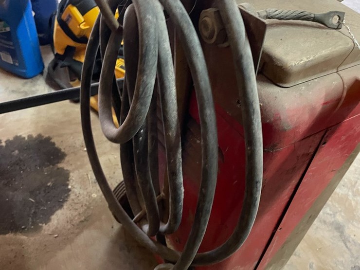 #9205-•-marquette-redi-fast-charger-image-4