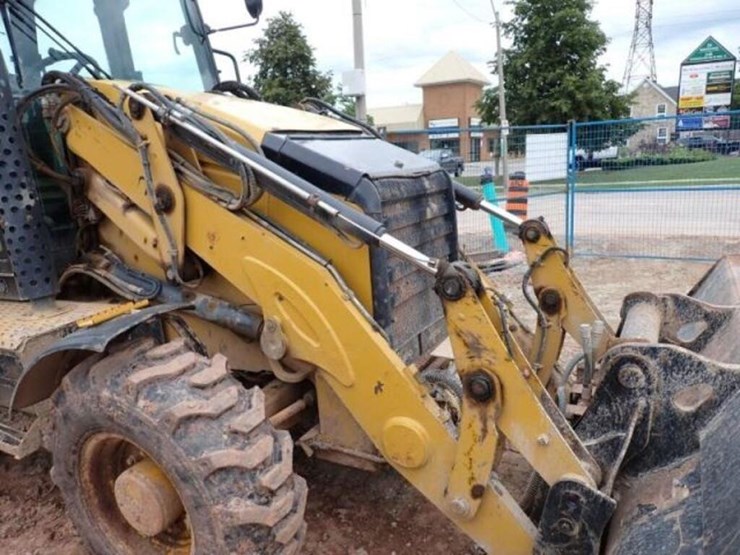 2016-caterpillar-430f2-it-image-23