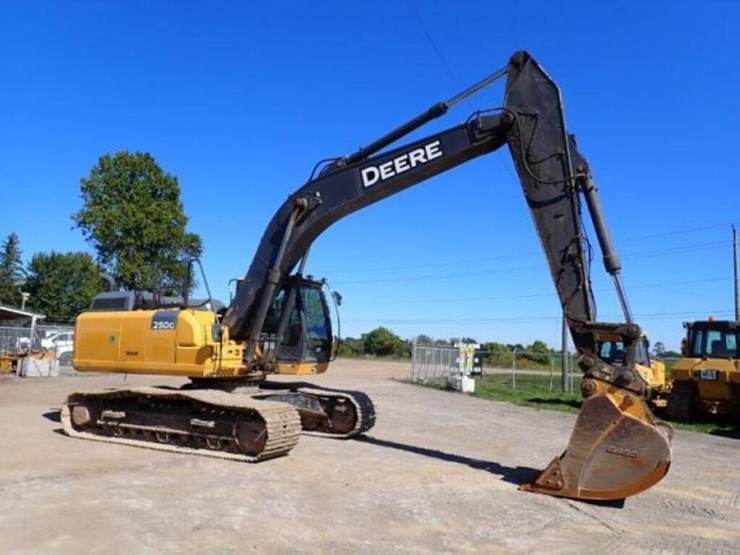 2018-john-deere-2018-image-2