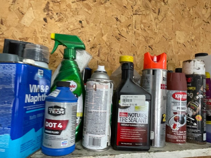 #9226-•-top-shelf-contents-image-8