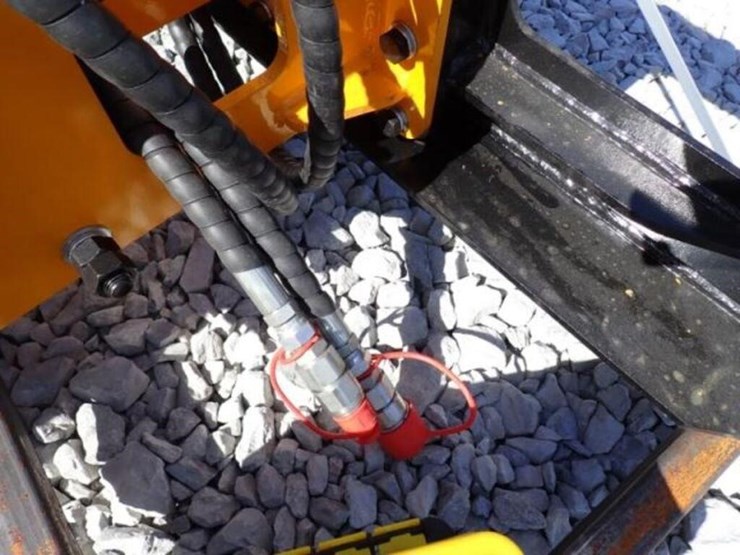 unused-2026-captok-skid-steer-breaker-image-9