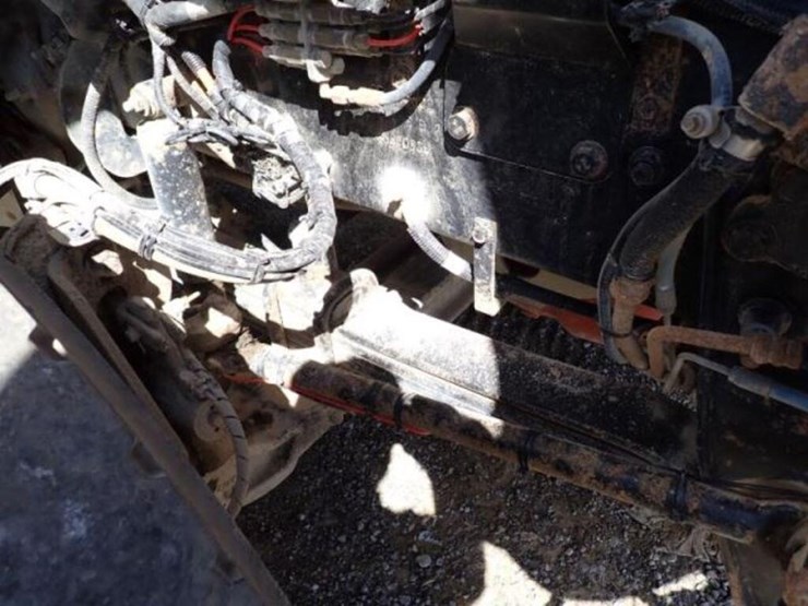 2021-international-hx620-image-36
