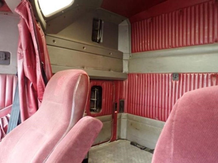 2006-kenworth-t800-image-18