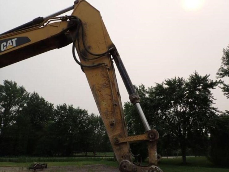2015-caterpillar-336el-image-31