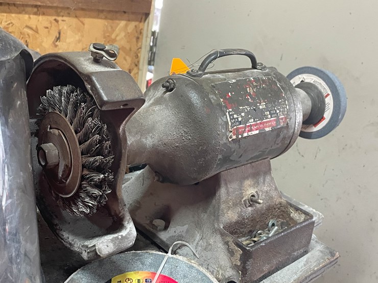 #9210-•-bench-grinder,-face-shield-and-extra-wheel-image-7