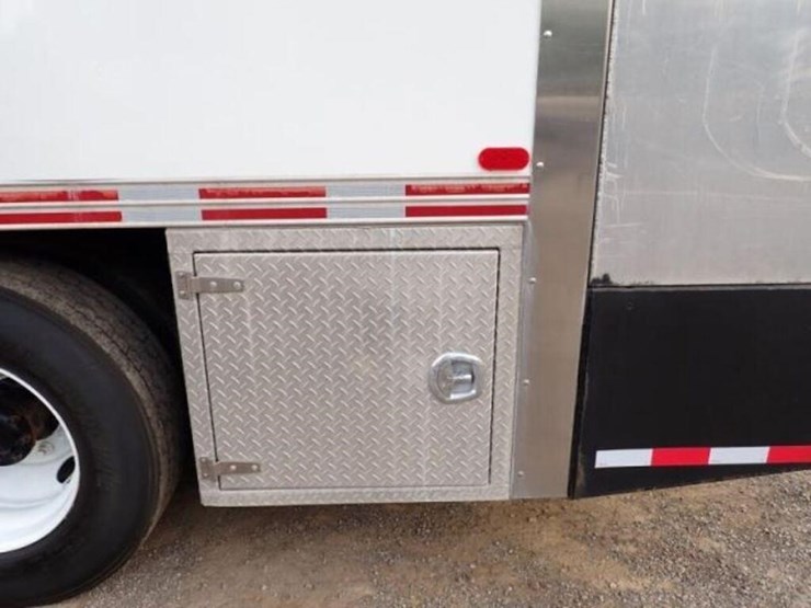 2009-international-durastar-4400-image-42