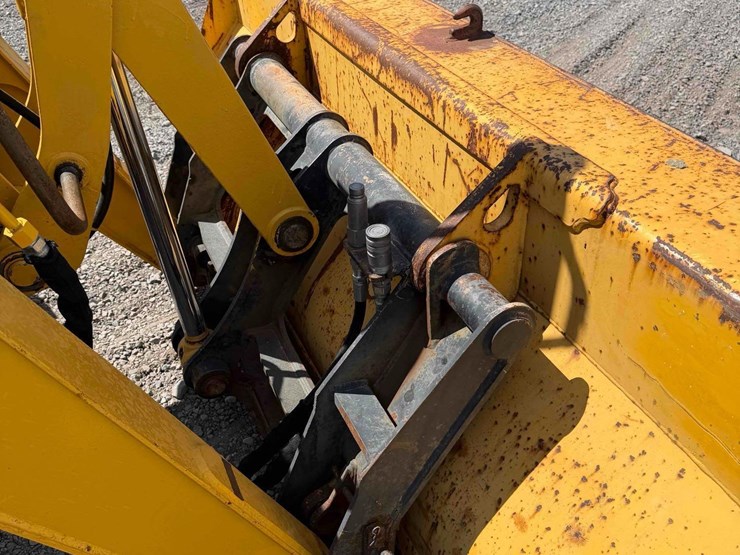 deere-310g-image-8