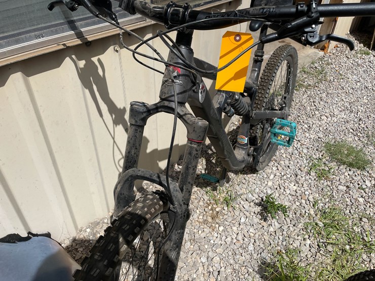 #9156-•-rocky-mountain-soft-tail-bike-image-6