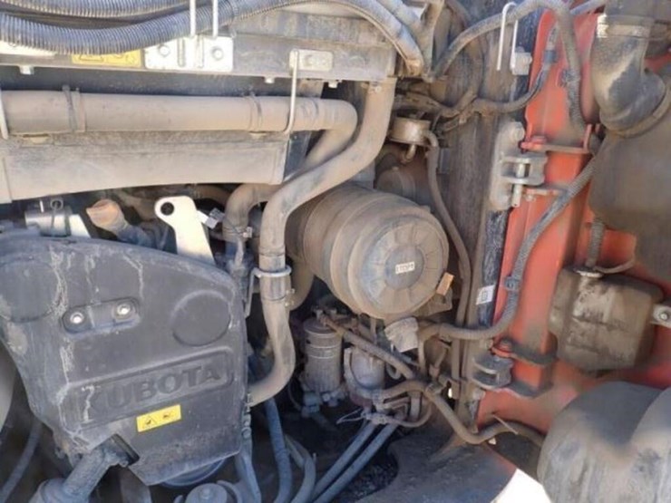 2023-kubota-svl75-3-image-45