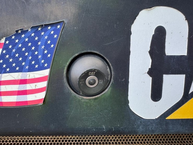 2016-caterpillar-259d-image-17