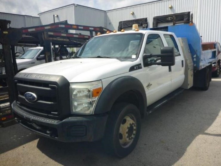 2011-ford-f550-xl-image-1