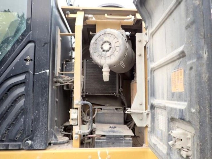 2015-caterpillar-336el-image-67