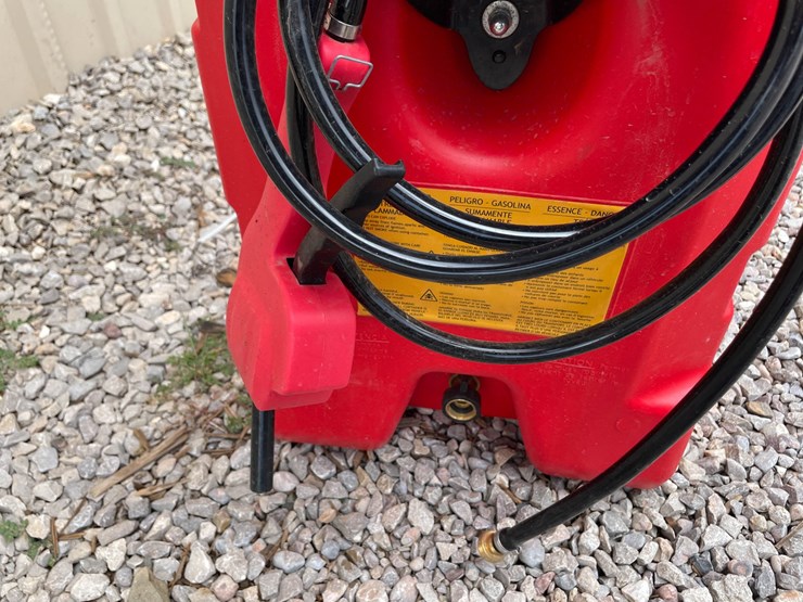 #9164-•-14-gallon-portable-fuel-system-image-8