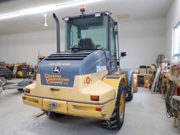 2011-deere-304j-image-2