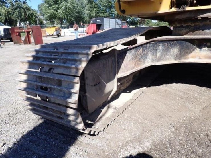 2014-deere-350g-lc-image-35