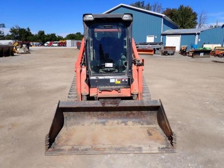 2023-kubota-svl75-3-image-2