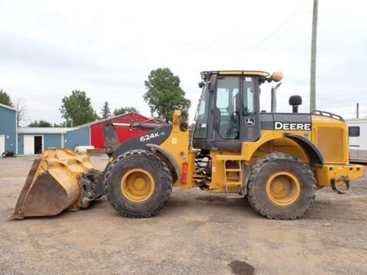 2018-deere-624k-image-8