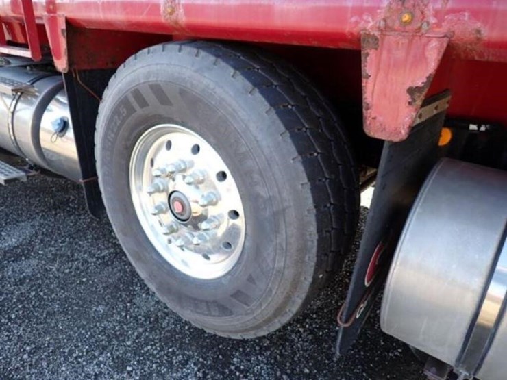 2021-kenworth-t880-image-50