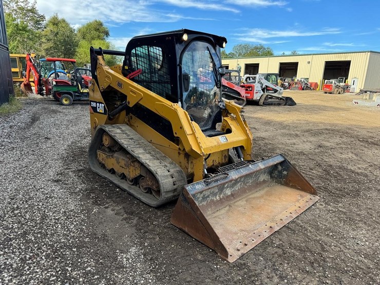 2016-caterpillar-259d-image-8