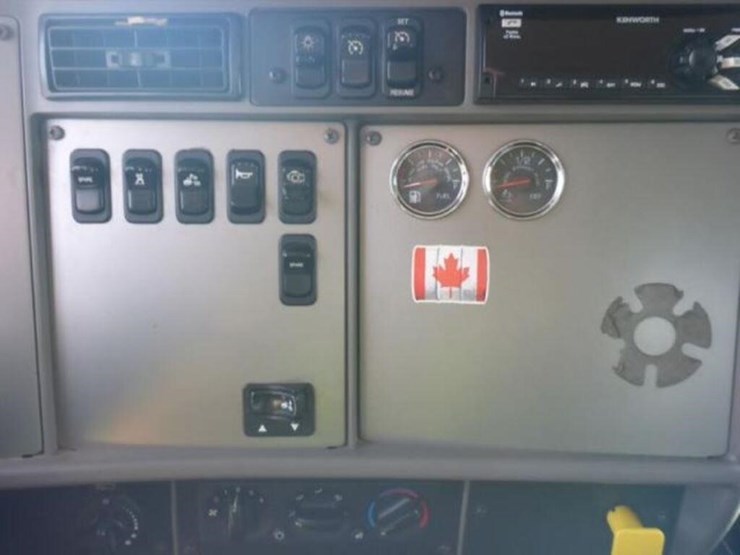 2018-kenworth-t370-image-14
