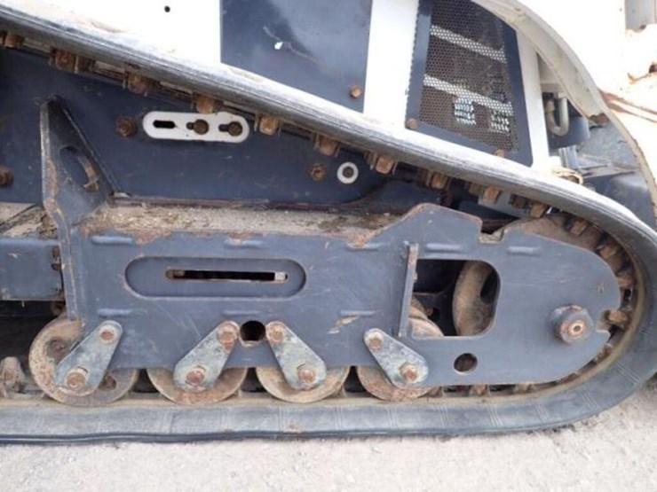 2014-bobcat-mt55-image-30