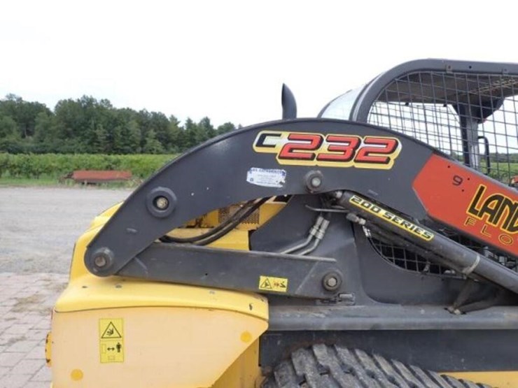 2015-new-holland-c232-image-35
